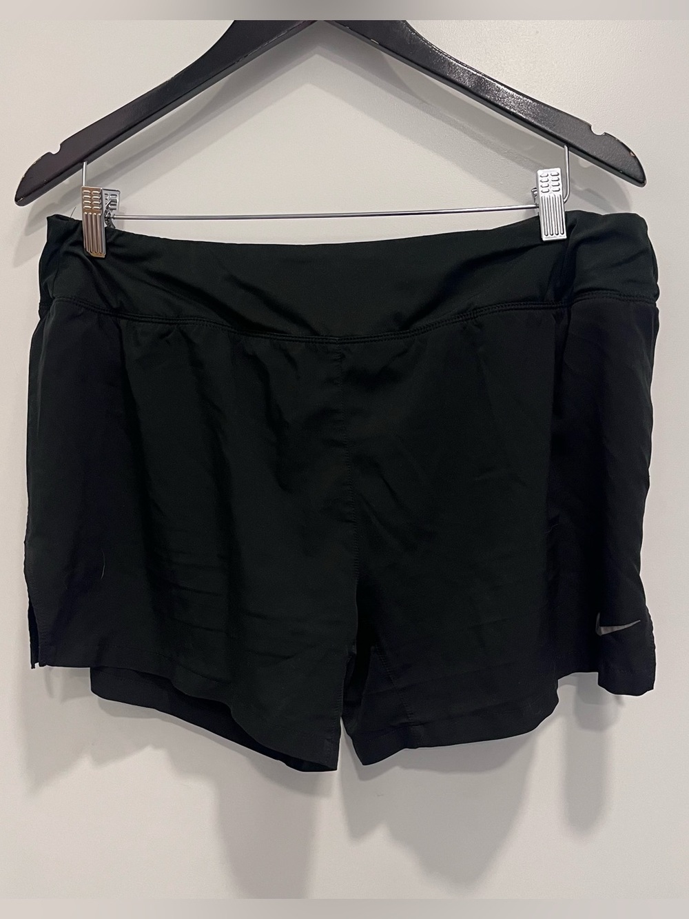 Nike Running Women’s Black Athletic Shorts Size XL Active Gym Sports Summer